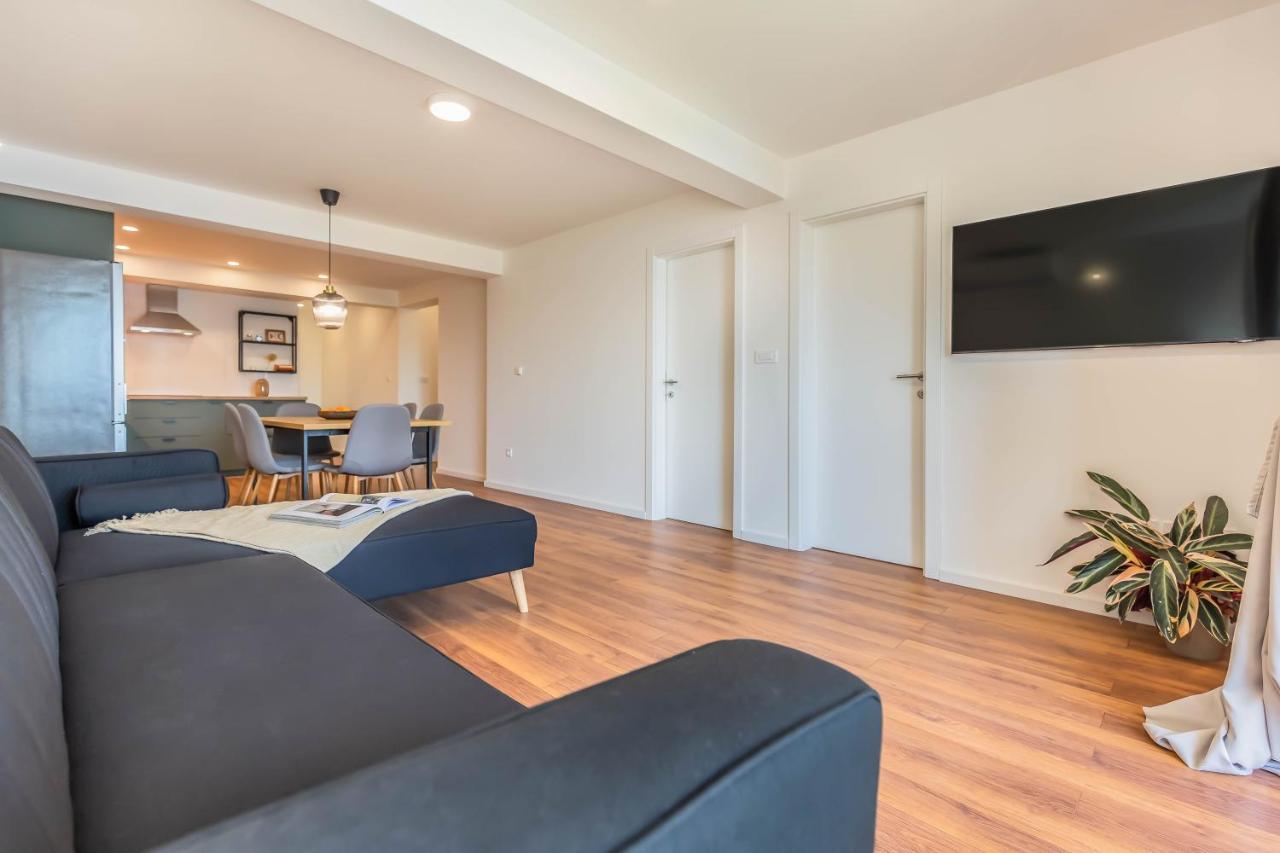 Sea View Apartment צלינה מראה חיצוני תמונה